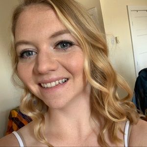 Meet your Posher, Felicia